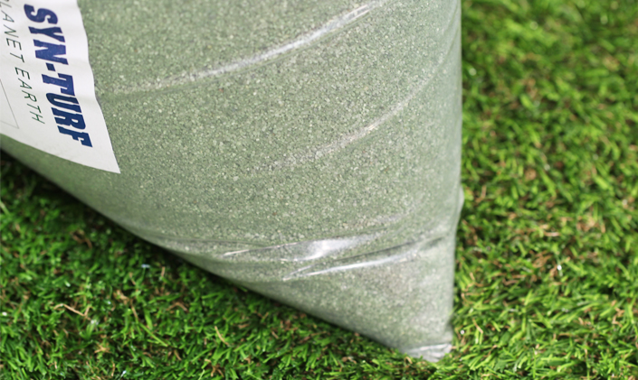 Green Sand Synthetic Grass Artificial Grass Tools Installation