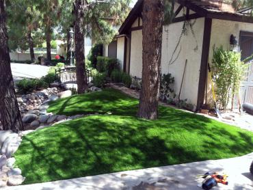 Artificial Grass Photos: Artificial Grass Installation Fort Wayne, Indiana, Small Front Yard Landscaping