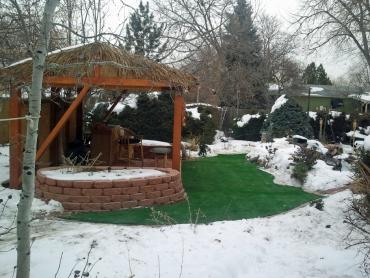Artificial Grass Photos: Artificial Turf Installation Rochester, Minnesota Rooftop, Cold Weather