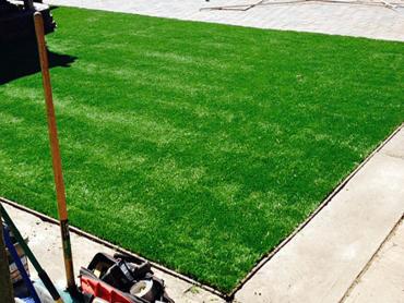 Artificial Grass Photos: Lawn Services Pearland, Texas Gardeners